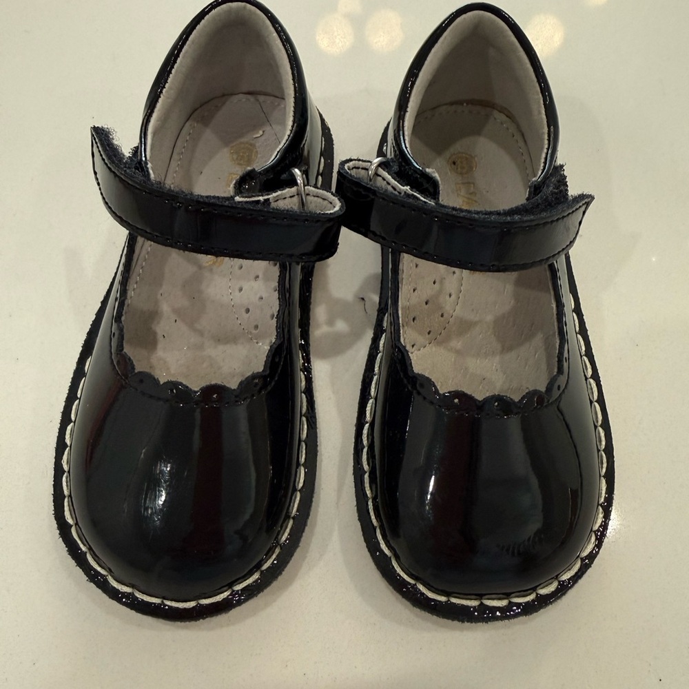 L'Amour Black Mary Jane Shoes size 8